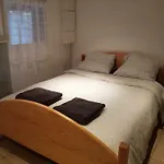 La Maison D'oree 아파트 Polignac (Haute-Loire)