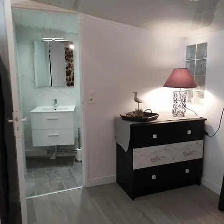 La Maison D'oree アパート