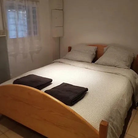 La Maison D'oree 아파트 Polignac (Haute-Loire)