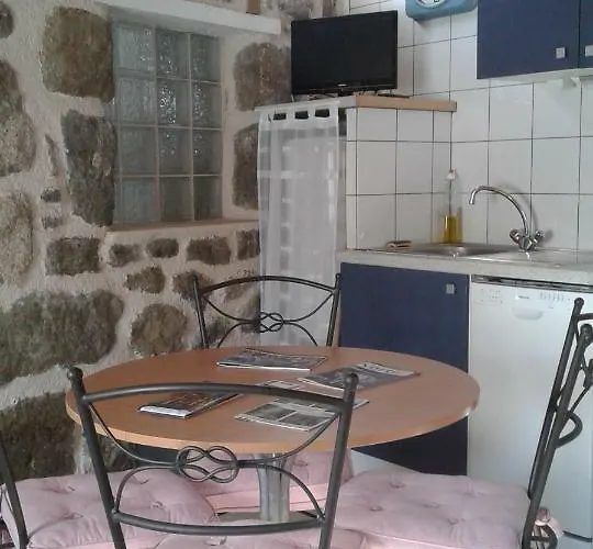 La Maison D'oree Διαμέρισμα Polignac (Haute-Loire)