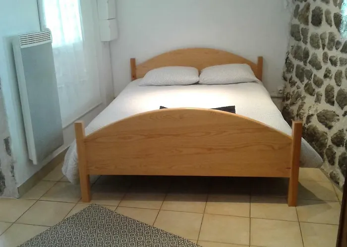 La Maison D'oree Polignac (Haute-Loire)