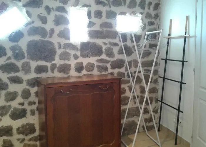 La Maison D'oree Polignac (Haute-Loire)